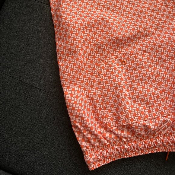 BRAND NEW Old navy Swim Trunks XL - Picture 3 of 3